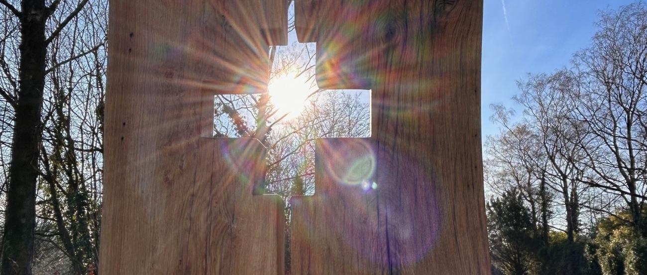 Stele_Osterkarte