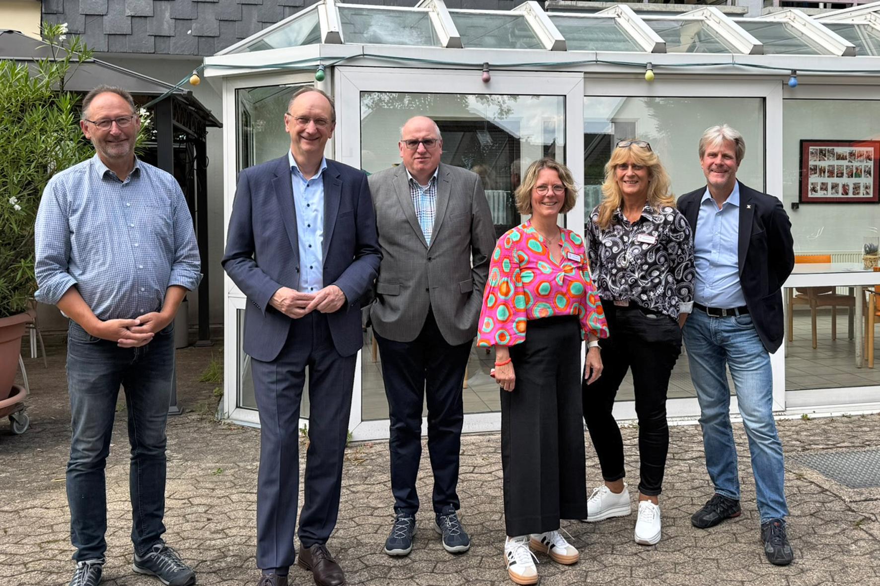 Dr. Wiener zu Besuch im Caritas Altenstift