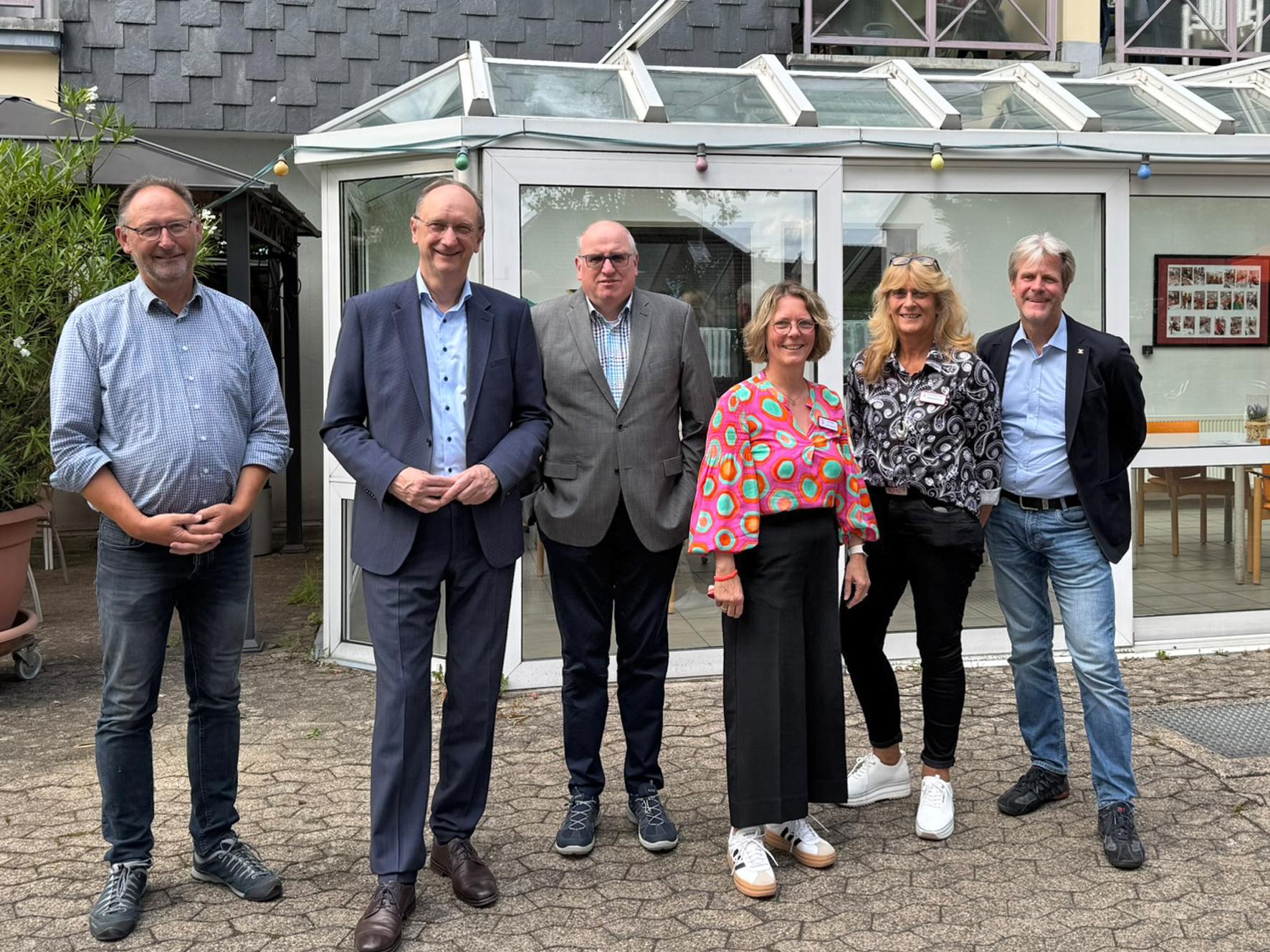 Dr. Wiener zu Besuch im Caritas Altenstift